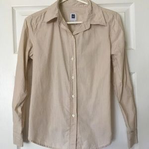 Gap women's button down shirt
